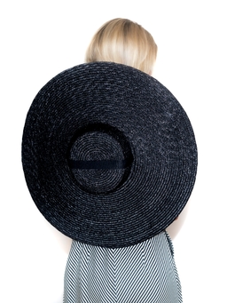 Соломенная шляпа Тотти с лентами большая чёрная--6