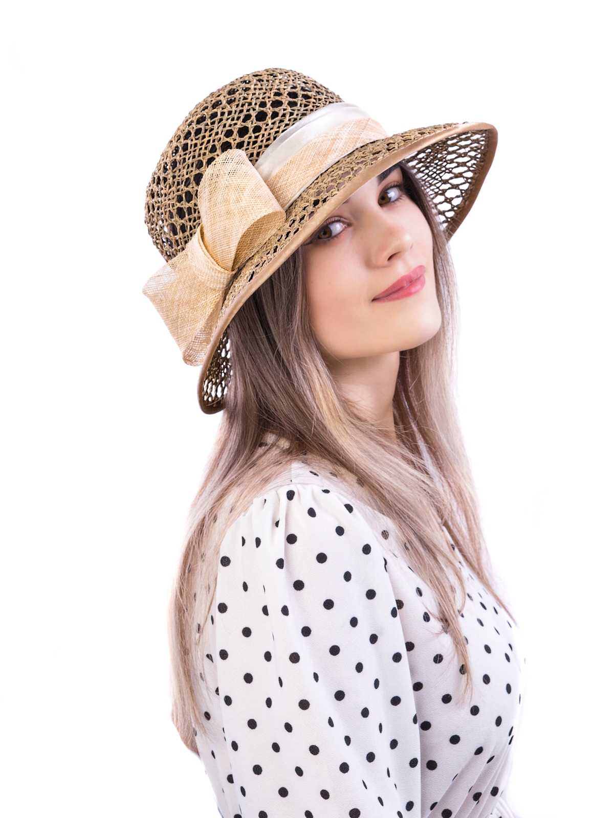 Соломенная шляпка № 26  с ажурным плетением по тулии и полю--3