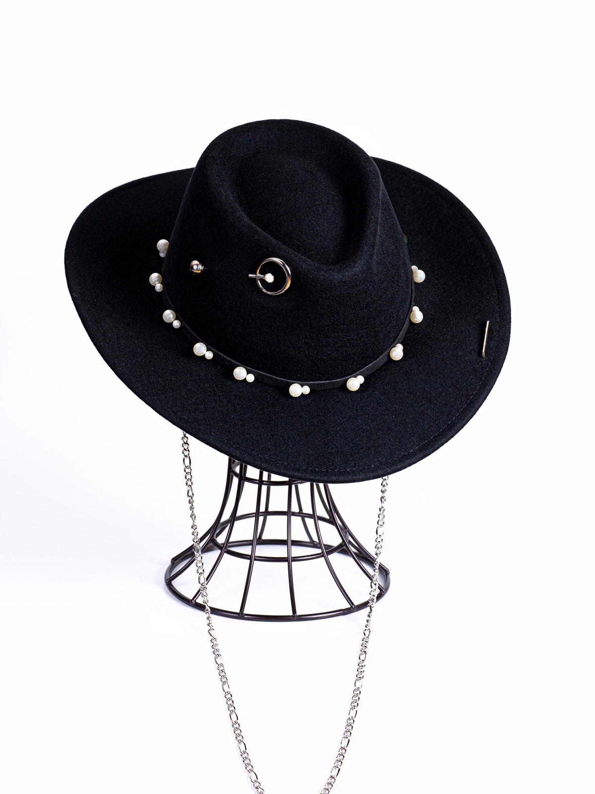 Федора+ - фетровая шерстяная шляпка №54 жемчуг с цепочкой и брошкой--1