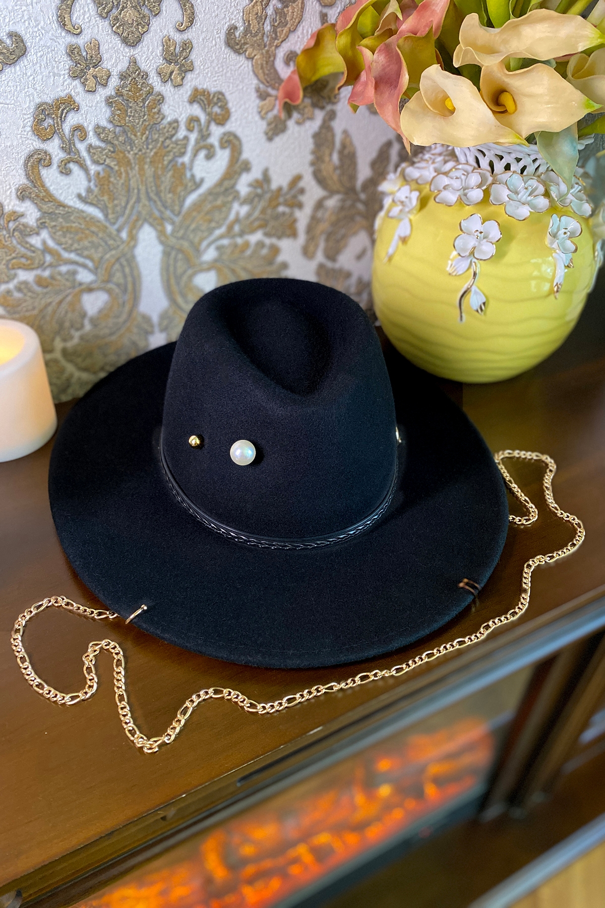 Федора+ - фетровая шерстяная шляпка №54 с цепочкой и брошкойжемчуг--17